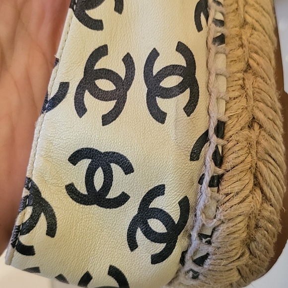 CHANEL Beige Espadrille Flats - 37 - Picture 8 of 10